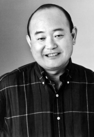 Clyde Kusatsu