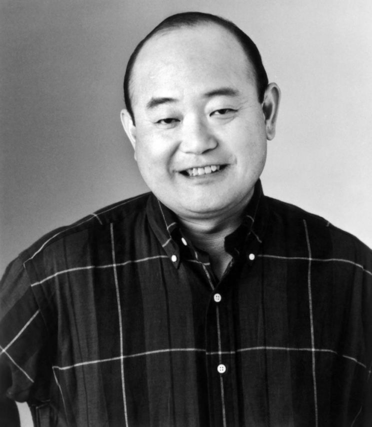 Clyde Kusatsu