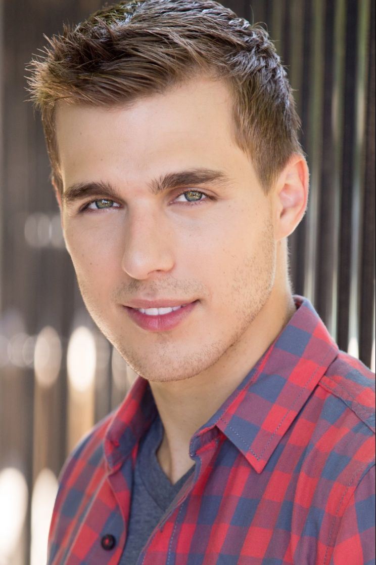 Cody Linley