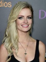 Cody Renee Cameron photo