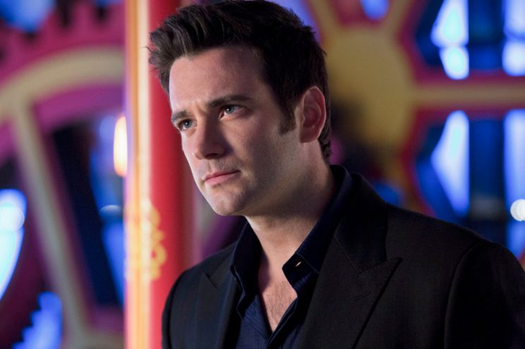 Colin Donnell