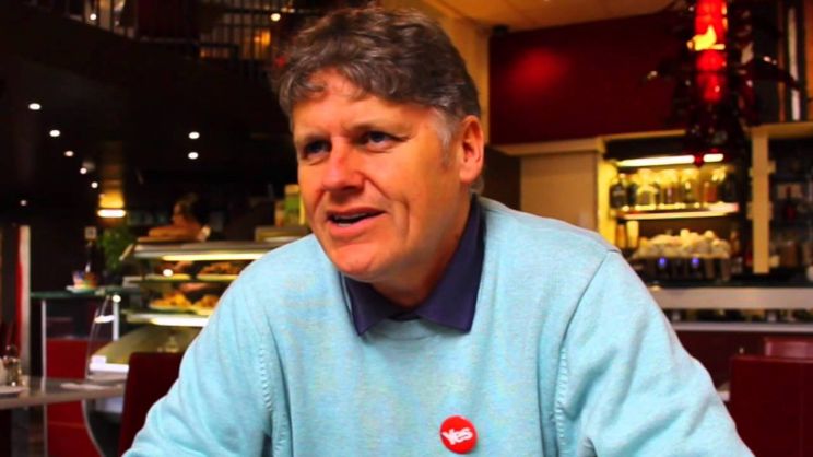 Colin Fox
