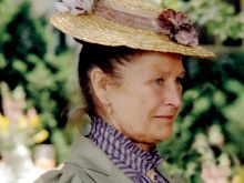 Colleen Dewhurst photo
