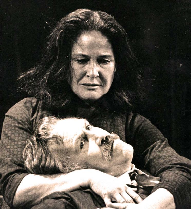 Colleen Dewhurst