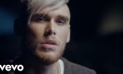 Colton Dixon