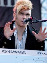 Colton Dixon