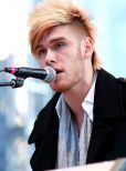 Colton Dixon