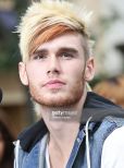 Colton Dixon