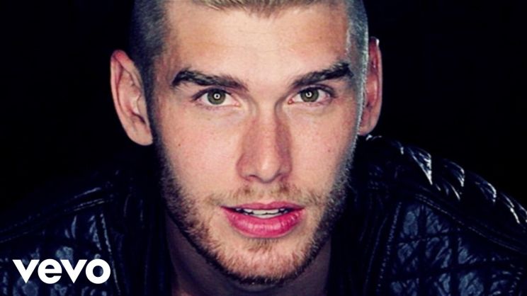 Colton Dixon