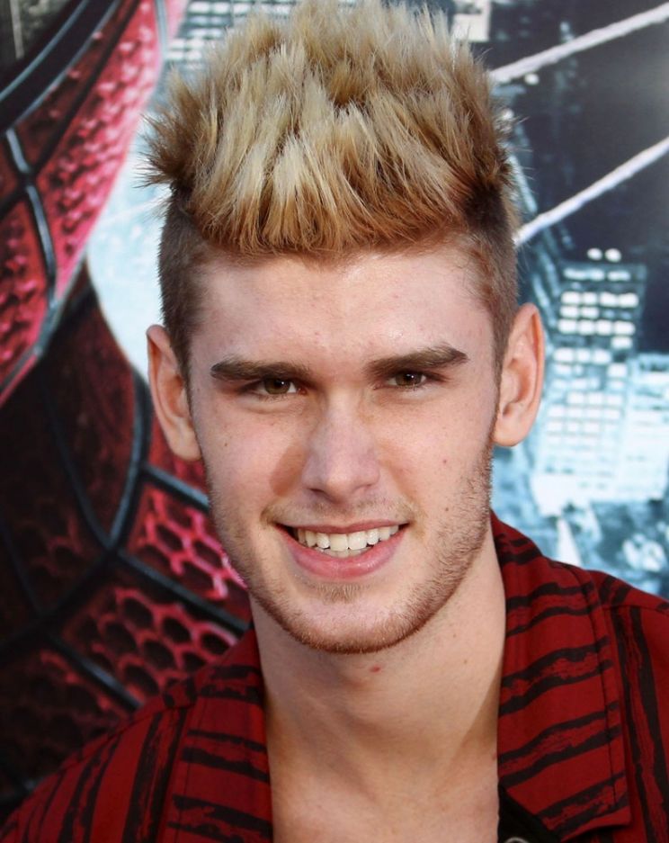 Colton Dixon