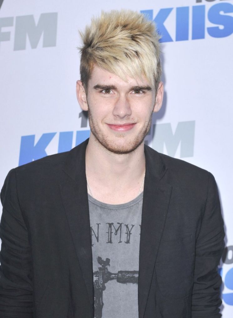 Colton Dixon
