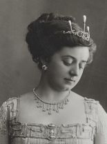 Connie Gilchrist