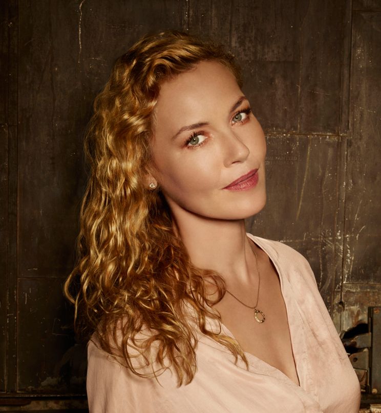 Connie Nielsen