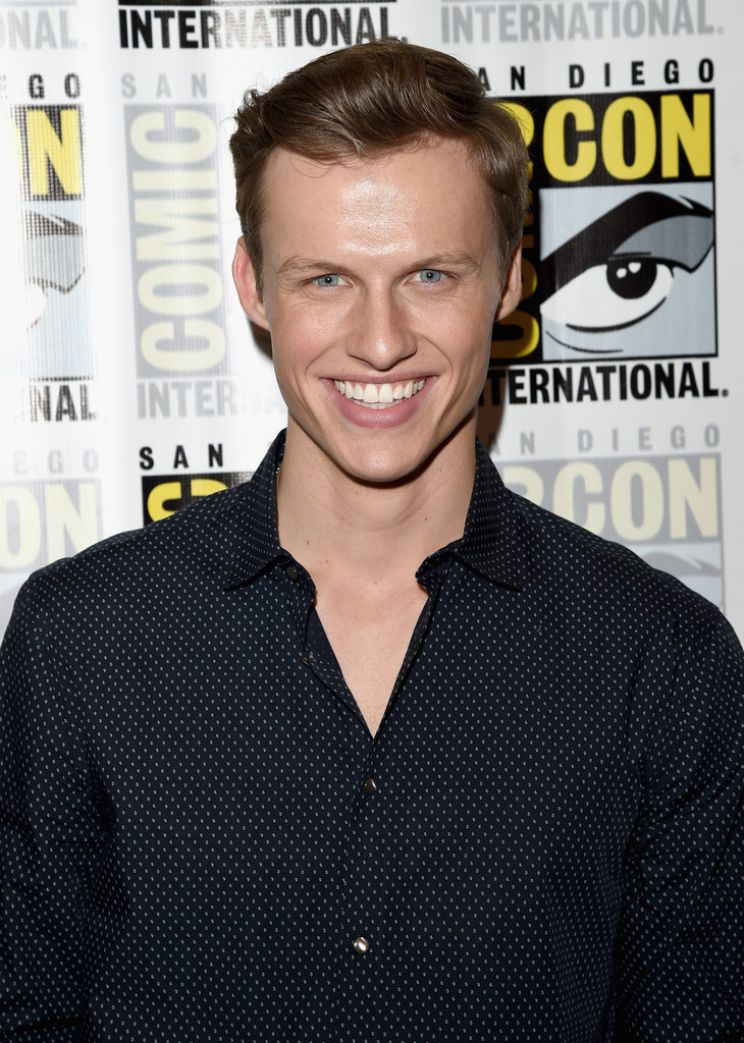 Connor Weil