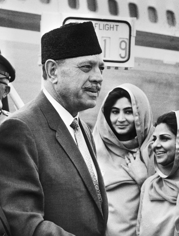 Conrad Khan