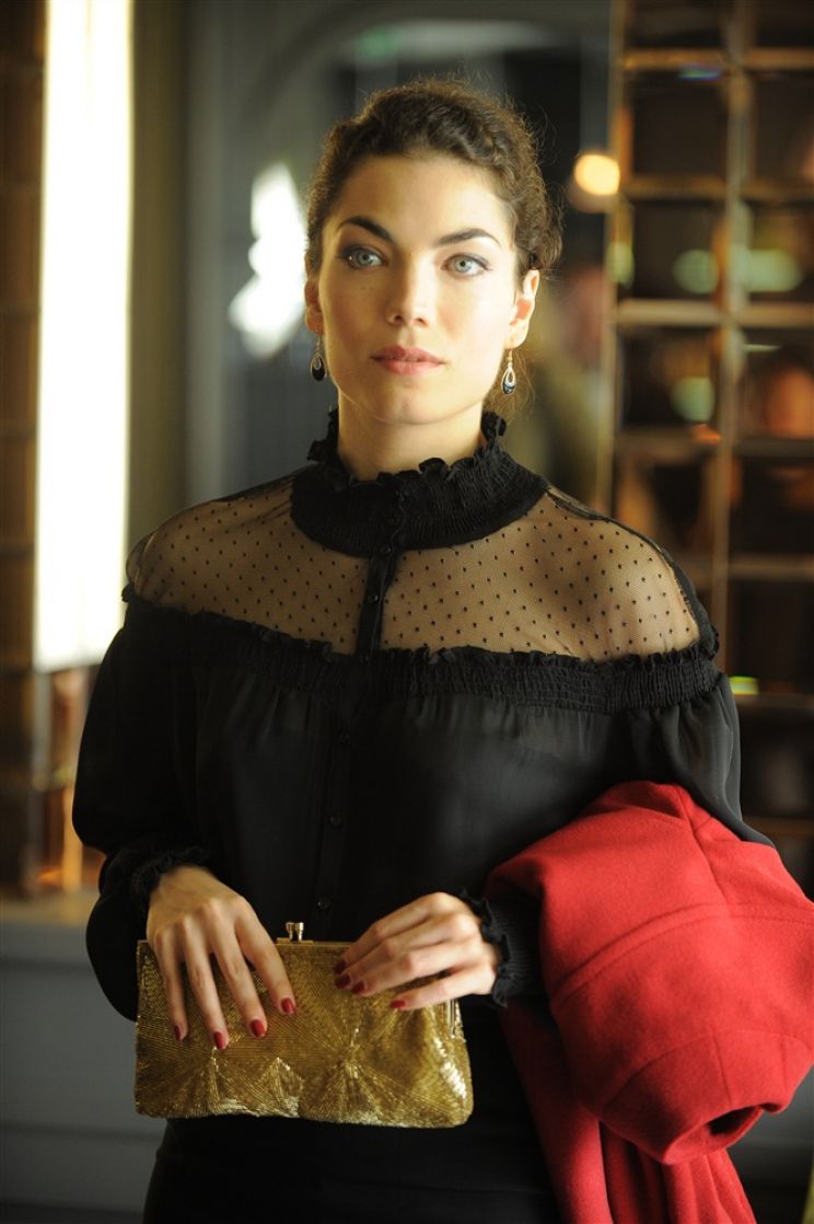 Coralie Revel