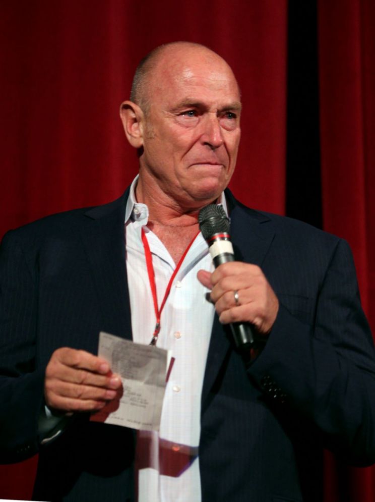 Corbin Bernsen