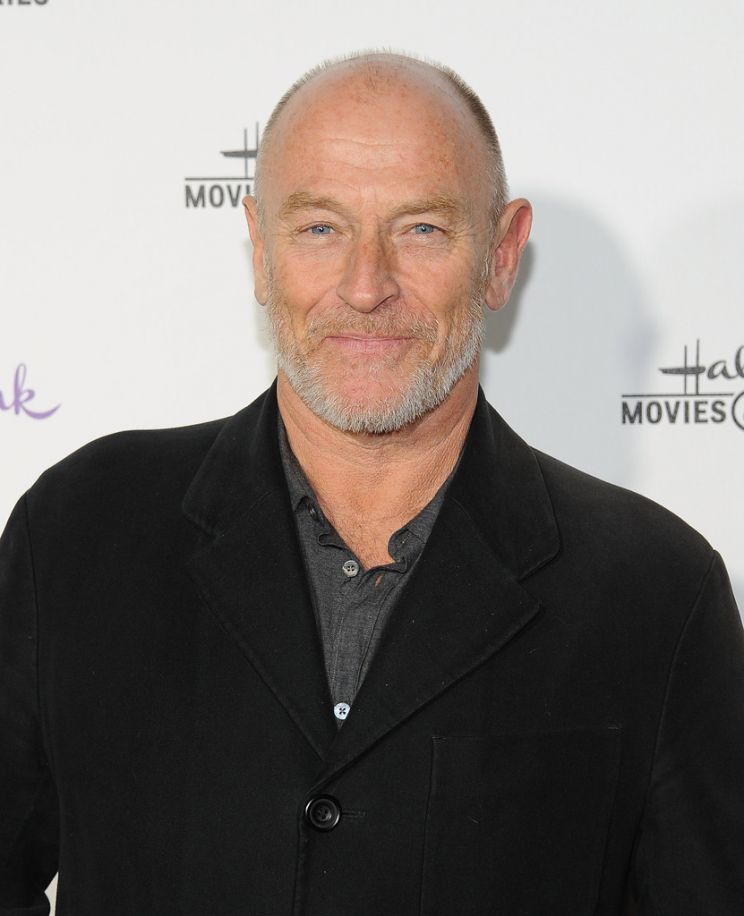 Corbin Bernsen