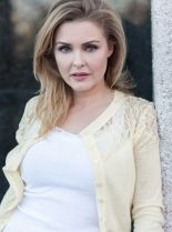 Corinna Harney photo