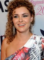 Corinna Harney photo