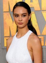 Courtney Eaton