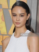 Courtney Eaton photo