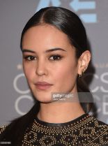 Courtney Eaton photo