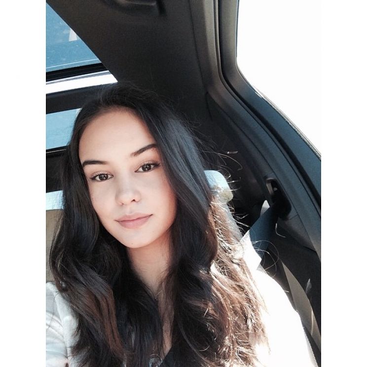 Courtney Eaton