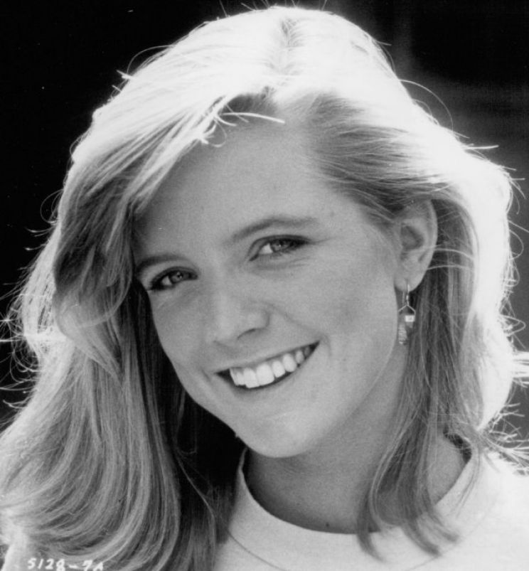 Pictures Of Courtney Thorne Smith