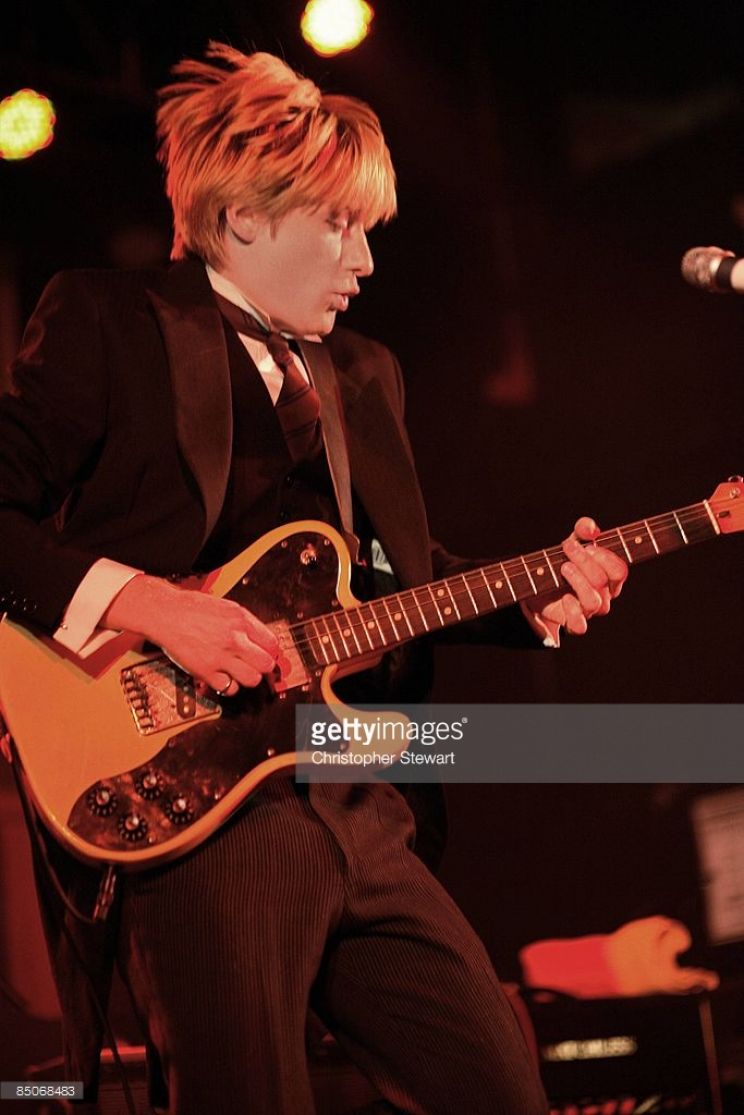 Crispian Mills