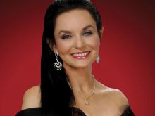 Crystal Gayle