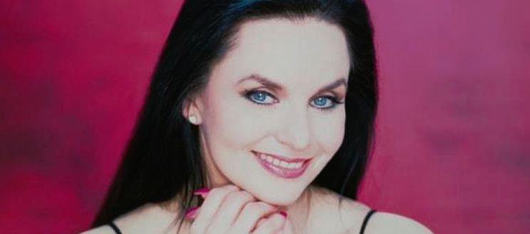 Crystal Gayle