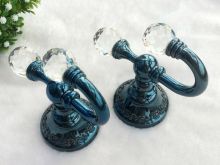 Crystal Hooks