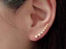 Crystal Hooks