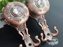 Crystal Hooks
