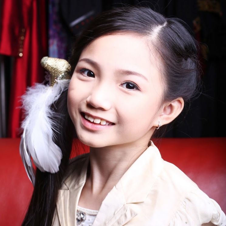 Crystal Lee