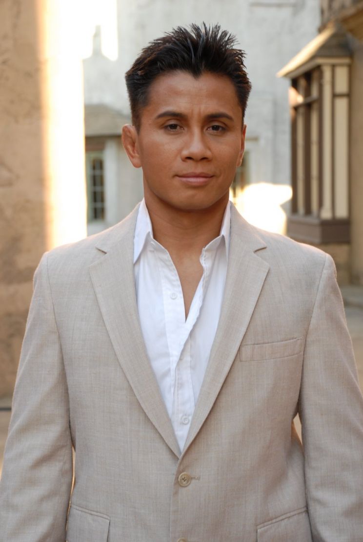 Cung Le