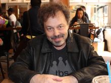 Curtis Armstrong