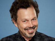 Curtis Armstrong