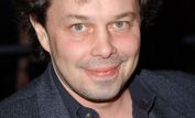 Curtis Armstrong