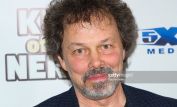 Curtis Armstrong