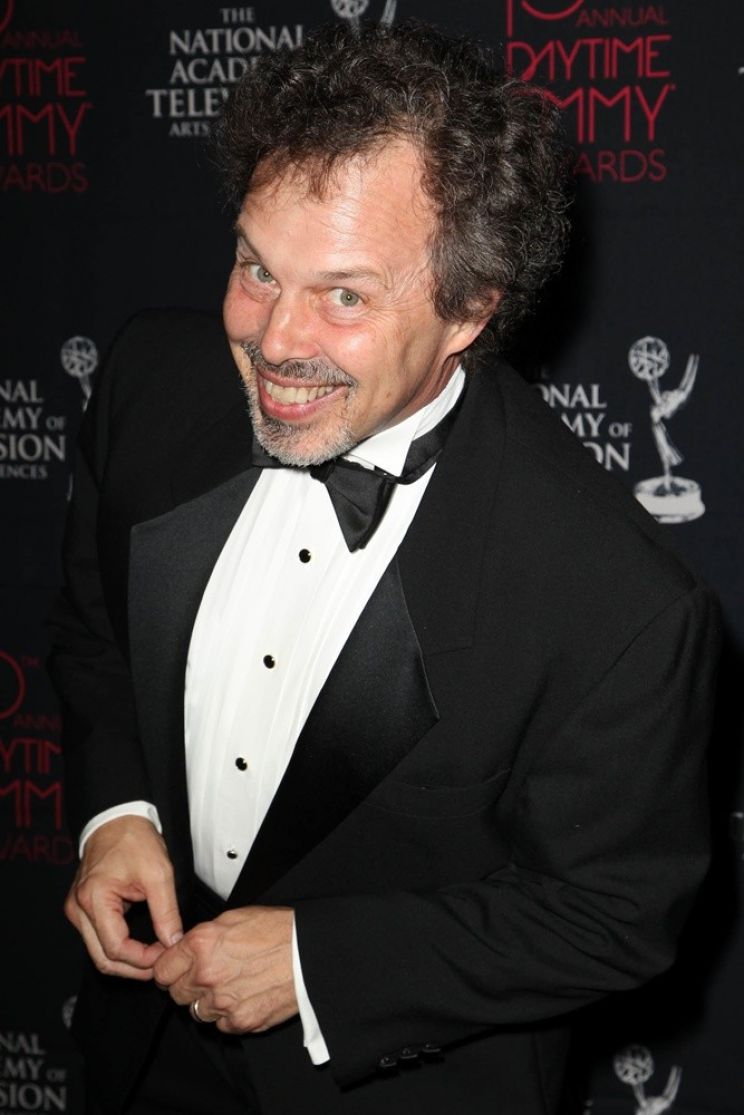 Curtis Armstrong