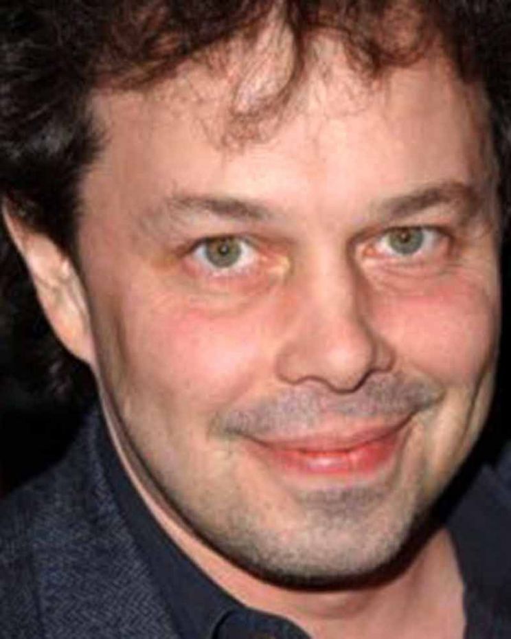 Curtis Armstrong