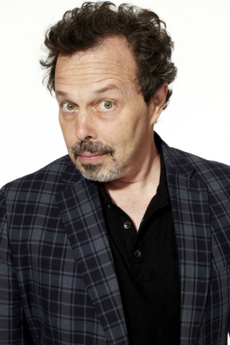 Curtis Armstrong