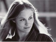 Cybill Shepherd