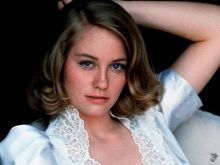 Cybill Shepherd