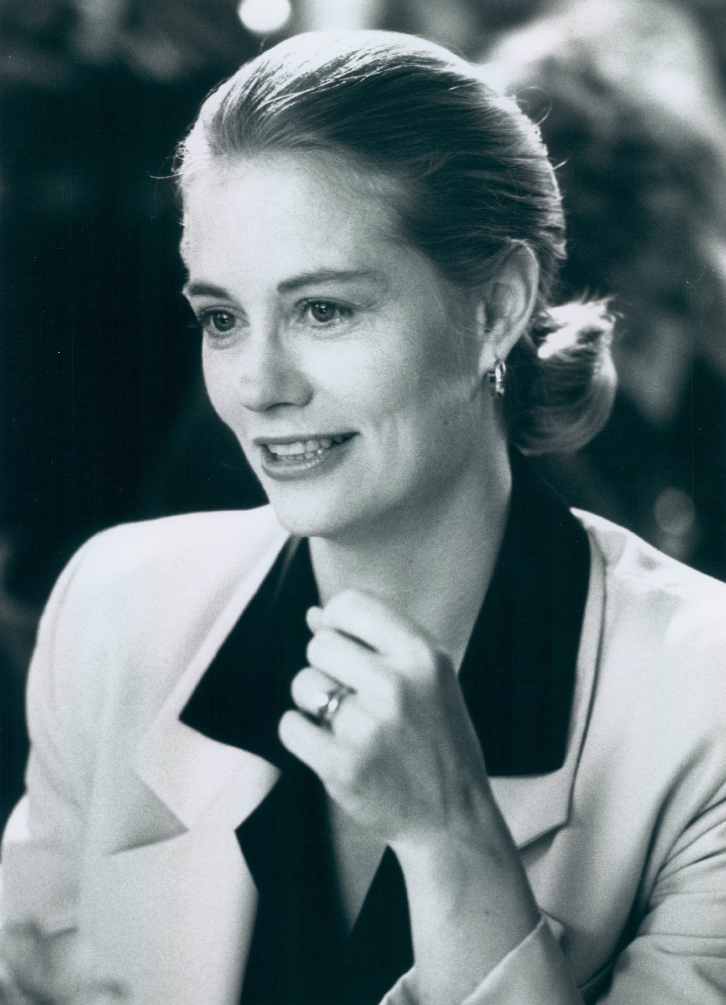 The Enduring Legacy Of Cybill Shepherd: Images That Celebrate Her Iconic Status