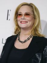 Cybill Shepherd photo
