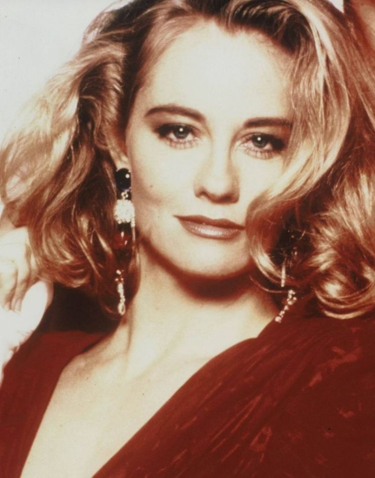 Cybill Shepherd