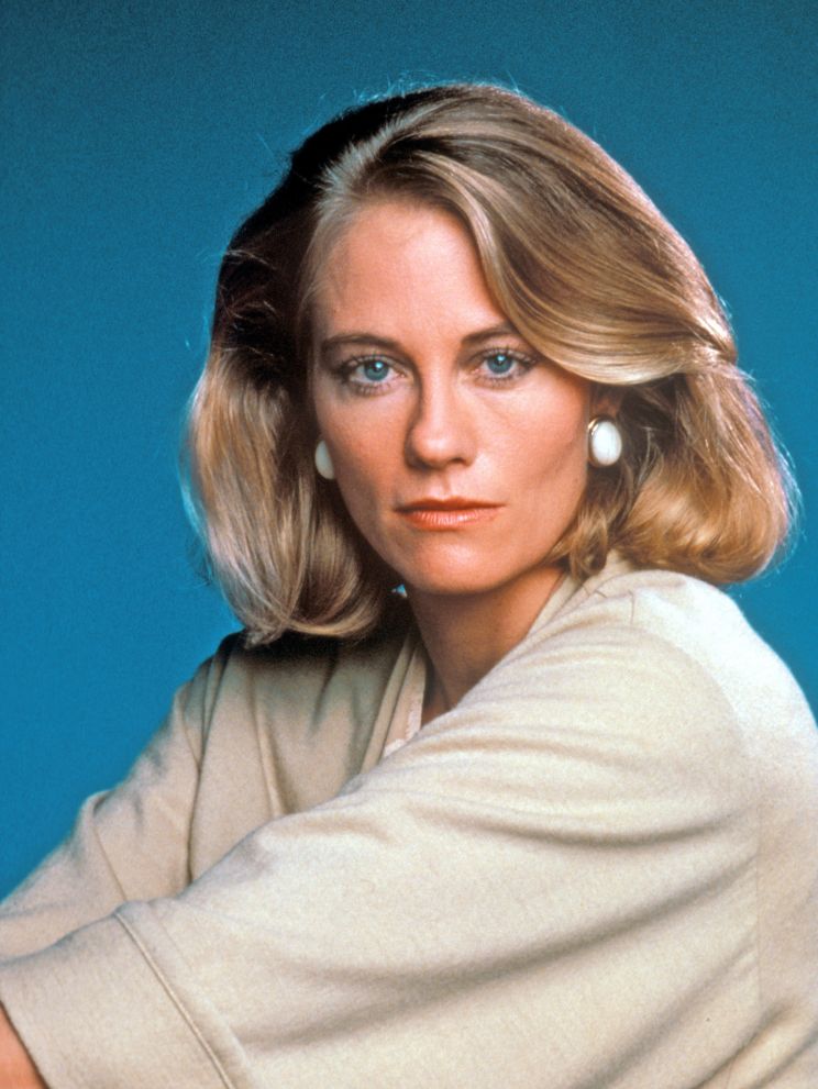 Cybill Shepherd